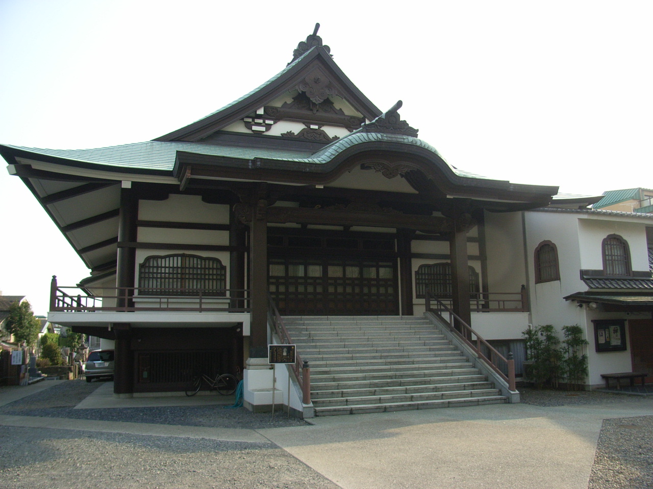 笹寺の本堂